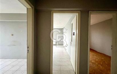 Karşıyaka Zübeyde Hanım Mahallesi'nde 3+1 Satılık Boş Daire