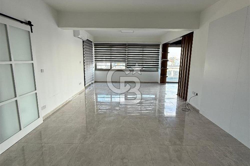 Yenikent Bulvarı Üzerinde Kiralık Ofis !!!