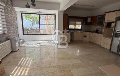 Yenikent Bölgesinde Satılık İkiz Villa !!!