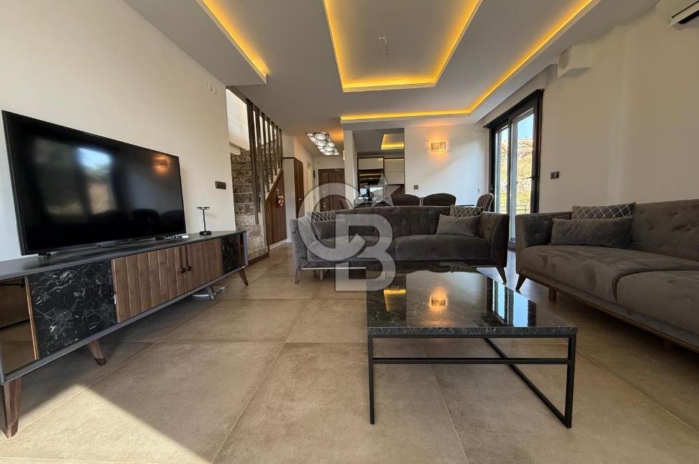 KUŞADASI ZETA PARK SİTESİNDE FİYAT VE KONUM AVANTAJLI 3+1 VİLLA