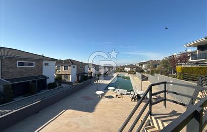 KUŞADASI ZETA PARK SİTESİNDE FİYAT VE KONUM AVANTAJLI 3+1 VİLLA