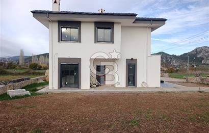 Muğla Menteşe Yenice'de  Satılık 4+1 Lüks Villa 