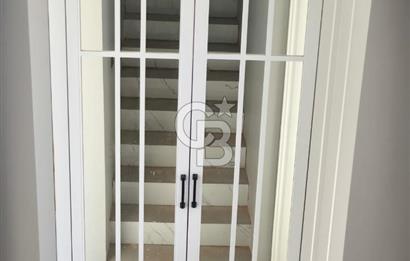 Muğla Menteşe Yenice'de  Satılık 4+1 Lüks Villa 