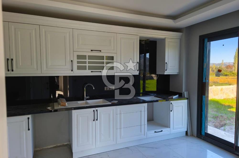 Muğla Menteşe Yenice'de  Satılık 4+1 Lüks Villa 