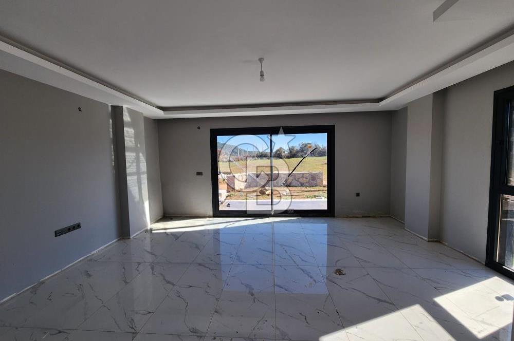 Muğla Menteşe Yenice'de  Satılık 4+1 Lüks Villa 