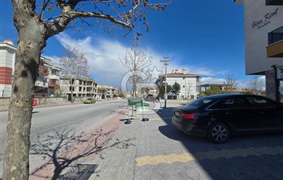 COLDWELL BANKER'DAN SELÇUKLUDA KİRALIK YOLA CEPHE DÜKKAN