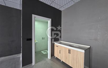 COLDWELL BANKER'DAN SELÇUKLUDA KİRALIK YOLA CEPHE DÜKKAN