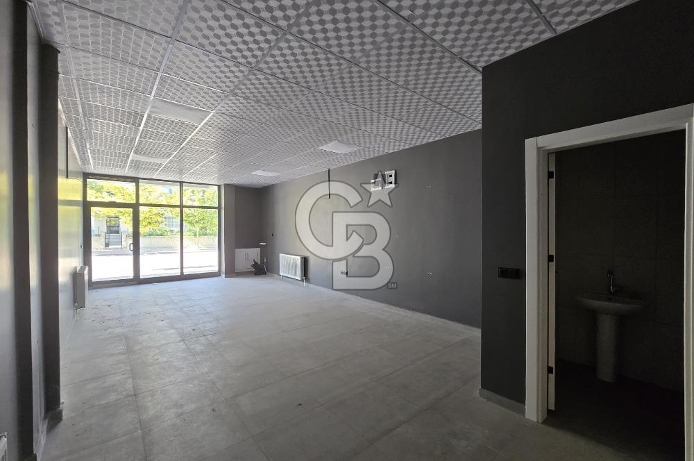 COLDWELL BANKER'DAN SELÇUKLUDA KİRALIK YOLA CEPHE DÜKKAN