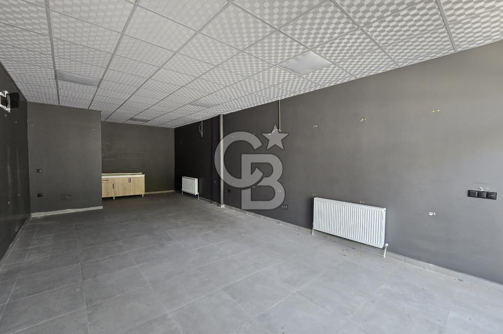 COLDWELL BANKER'DAN SELÇUKLUDA KİRALIK YOLA CEPHE DÜKKAN