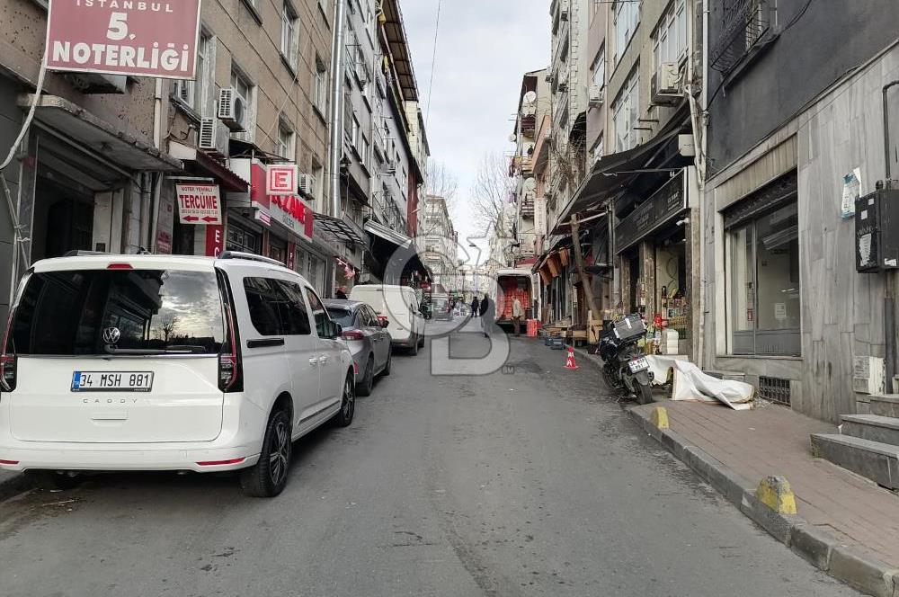 Fatih Unkapanı'nda Satılık 3 Katlı Kargir Bina 