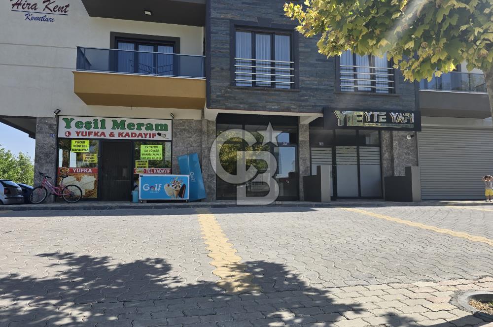 COLDWELL BANKER'DAN SELÇUKLUDA KİRALIK YOLA CEPHE DÜKKAN