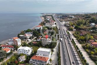 Yalova Çiftlikköy’de 319m2 Arsa İçinde 4 Katlı Satılık Bina - 1 - 326002