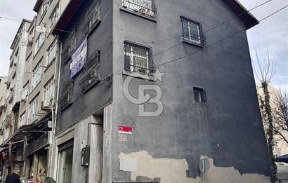 Fatih Zeyrekte Komple Satılık 3 Katlı Bina