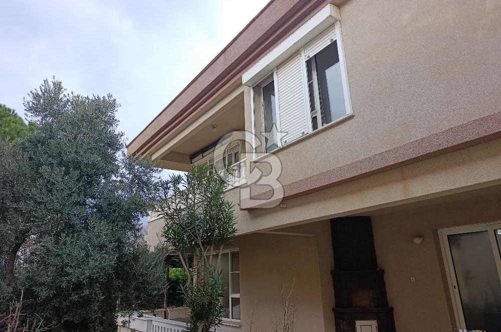 EDREMİT KÖRFEZİ GÜRE’DE DENİZE SIFIR, ÖZEL PLAJLI, TAM MÜSTAKİL LÜKS VİLLA