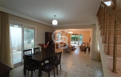 EDREMİT KÖRFEZİ GÜRE’DE DENİZE SIFIR, ÖZEL PLAJLI, TAM MÜSTAKİL LÜKS VİLLA