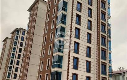 ŞAHİNCİLİ MAHALLESİNDE SATILIK SİTE İÇİNDE HAVUZLU 3+1