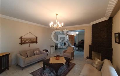 EDREMİT KÖRFEZİ GÜRE’DE DENİZE SIFIR, ÖZEL PLAJLI, TAM MÜSTAKİL LÜKS VİLLA