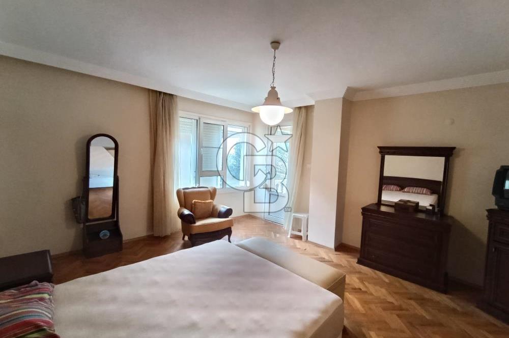 EDREMİT KÖRFEZİ GÜRE’DE DENİZE SIFIR, ÖZEL PLAJLI, TAM MÜSTAKİL LÜKS VİLLA