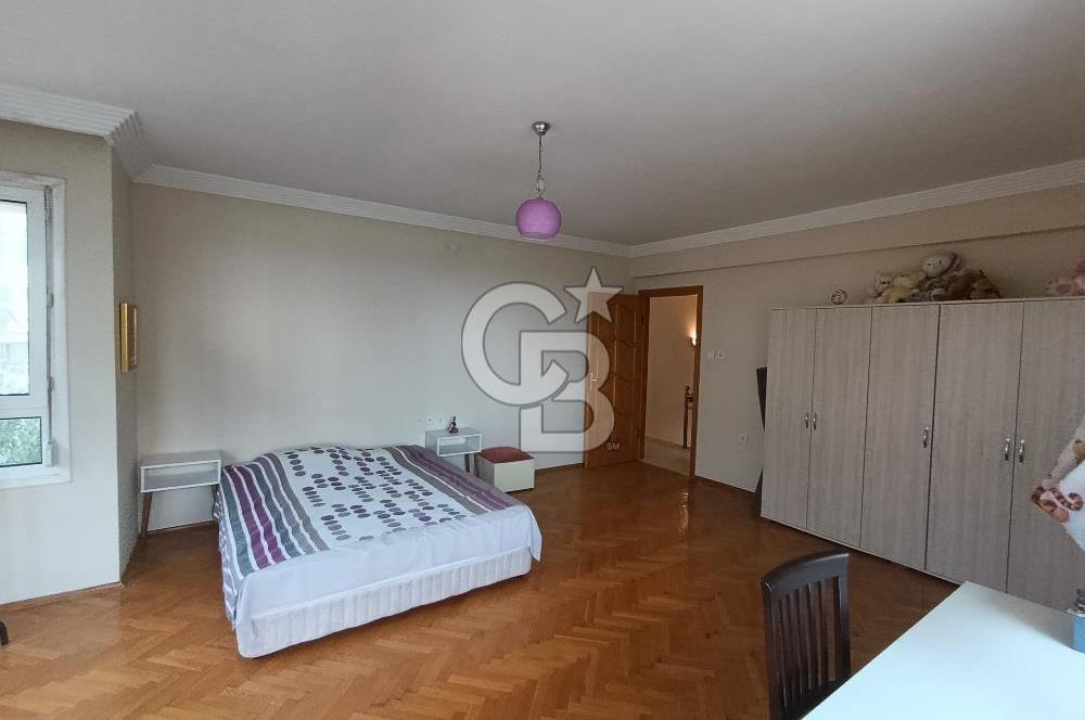 EDREMİT KÖRFEZİ GÜRE’DE DENİZE SIFIR, ÖZEL PLAJLI, TAM MÜSTAKİL LÜKS VİLLA