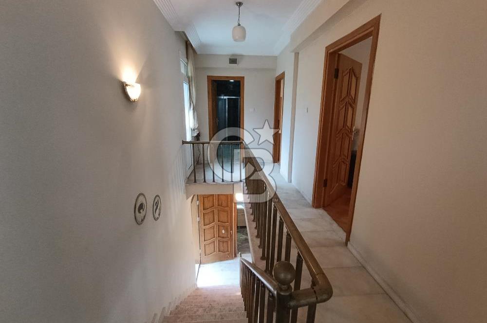 EDREMİT KÖRFEZİ GÜRE’DE DENİZE SIFIR, ÖZEL PLAJLI, TAM MÜSTAKİL LÜKS VİLLA