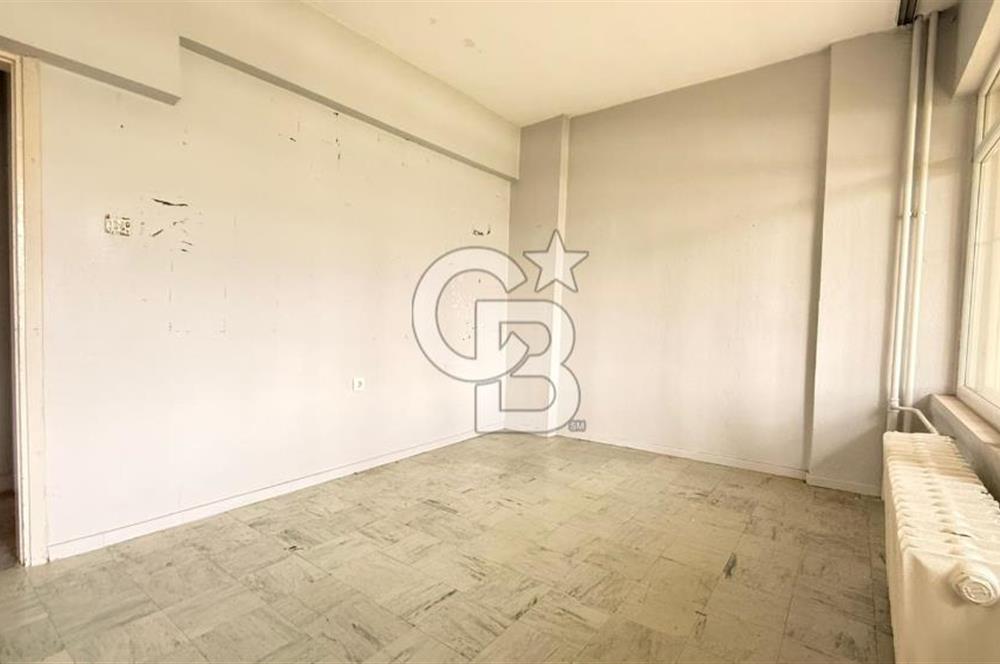 İzmir Gaziemir Dokuzeylül Mahallesi Site İçi 3+1 Satılık Daire