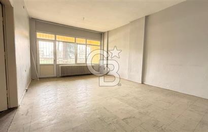 İzmir Gaziemir Dokuzeylül Mahallesi Site İçi 3+1 Satılık Daire