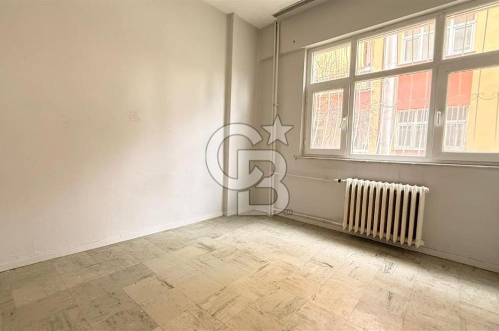 İzmir Gaziemir Dokuzeylül Mahallesi Site İçi 3+1 Satılık Daire