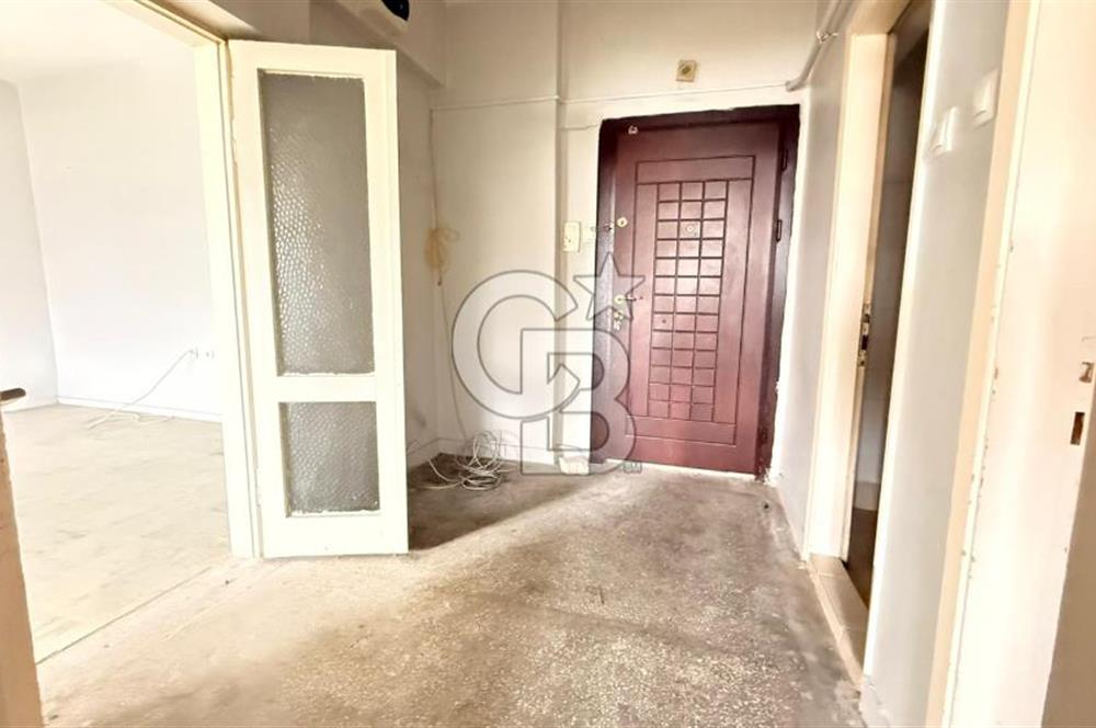 İzmir Gaziemir Dokuzeylül Mahallesi Site İçi 3+1 Satılık Daire