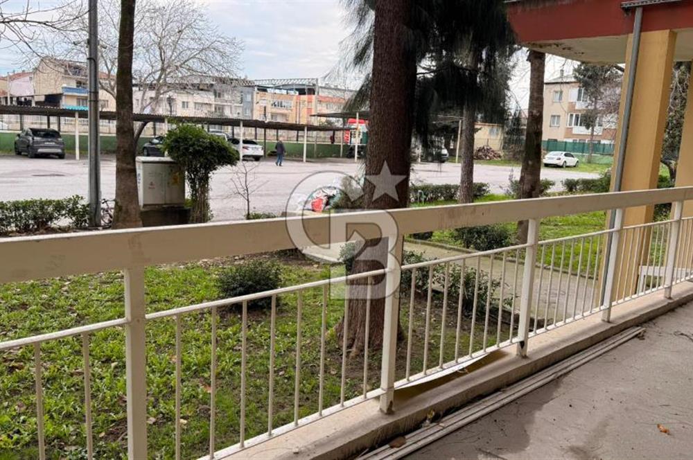 İzmir Gaziemir Dokuzeylül Mahallesi Site İçi 3+1 Satılık Daire
