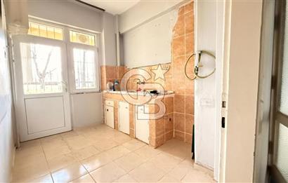 İzmir Gaziemir Dokuzeylül Mahallesi Site İçi 3+1 Satılık Daire