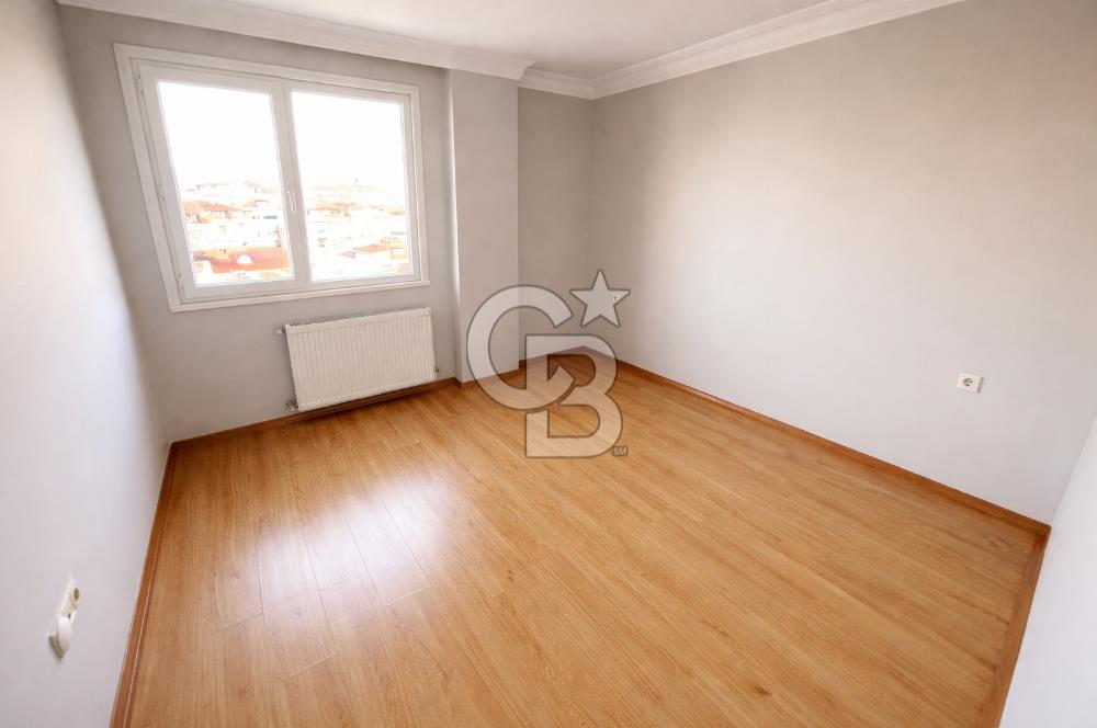 ÜMRANİYEDE 2+1 EN ÜST KAT TEMİZ SATILIK DAİRE