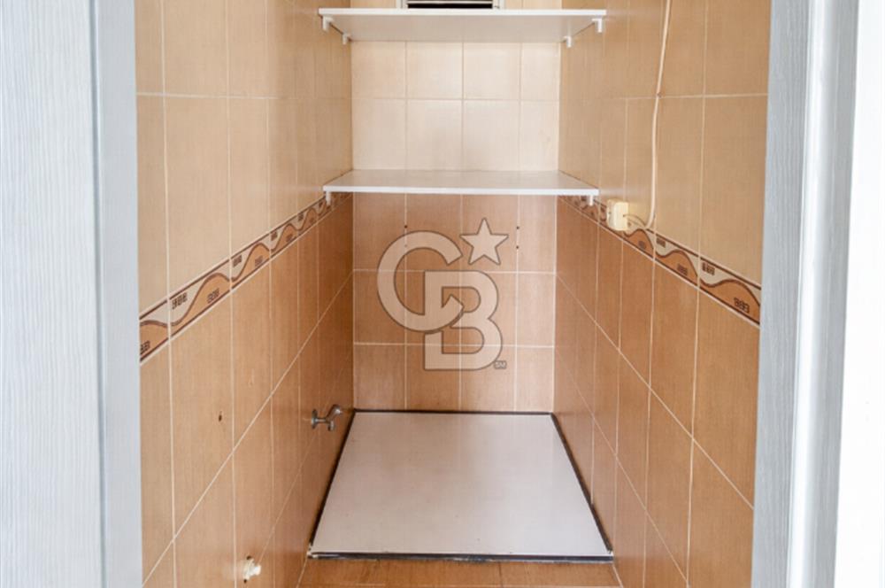 ÜMRANİYEDE 2+1 EN ÜST KAT TEMİZ SATILIK DAİRE