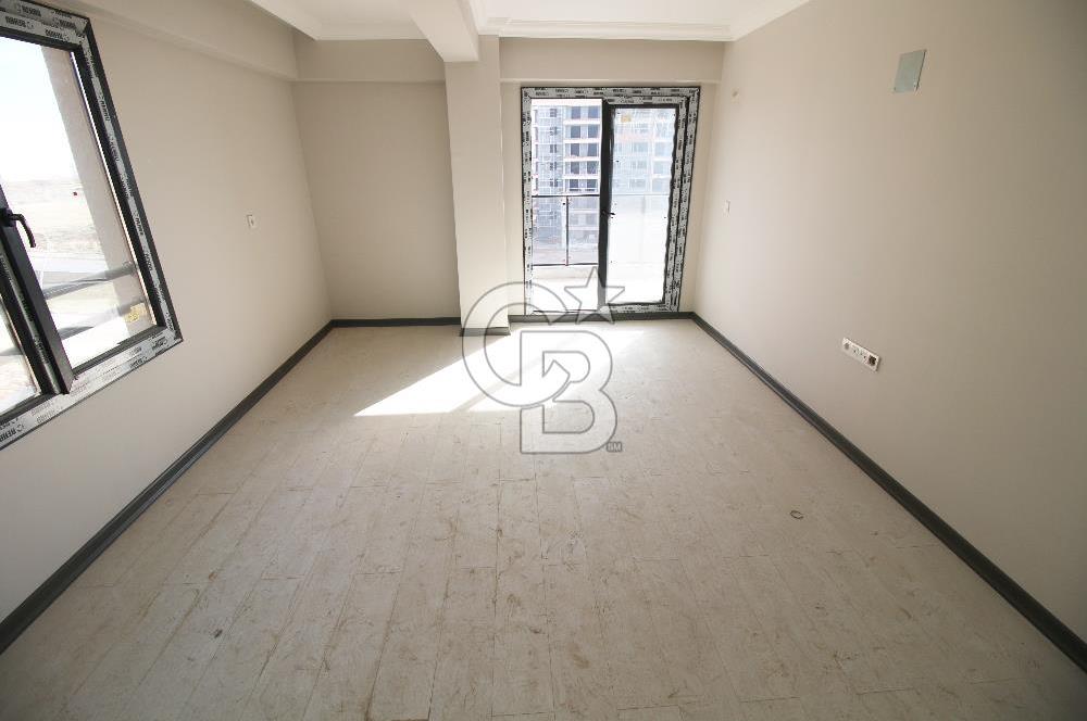 CB OPİA'DAN YSS CEPHE GENİŞ 3+1 ARAKAT DAİRE