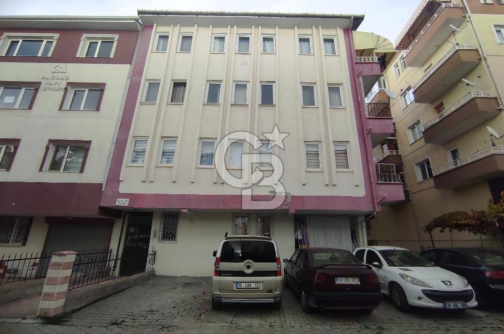 Akşemsettin mahalesinde 3+1 satılık içi yapılı daire.