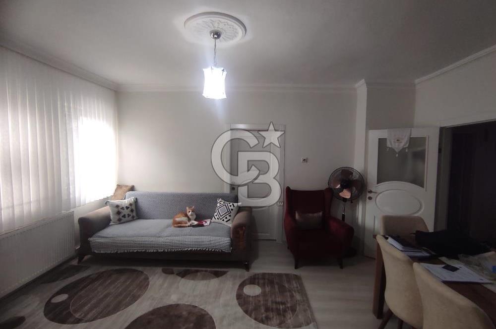 Akşemsettin mahalesinde 3+1 satılık içi yapılı daire.