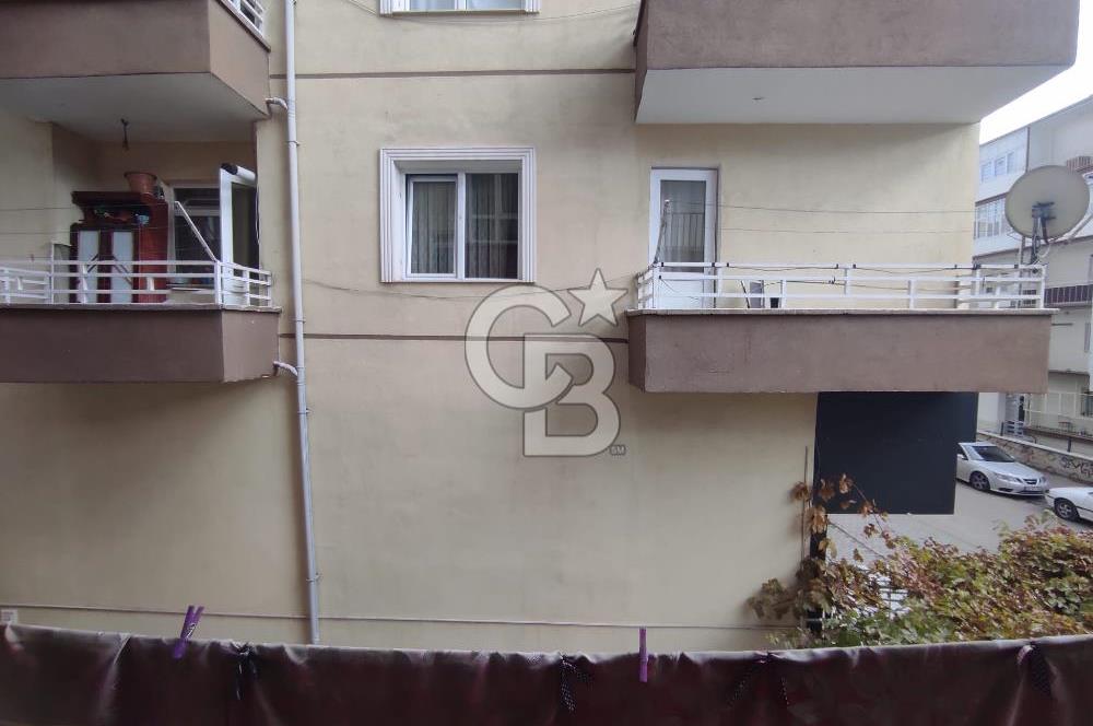 Akşemsettin mahalesinde 3+1 satılık içi yapılı daire.