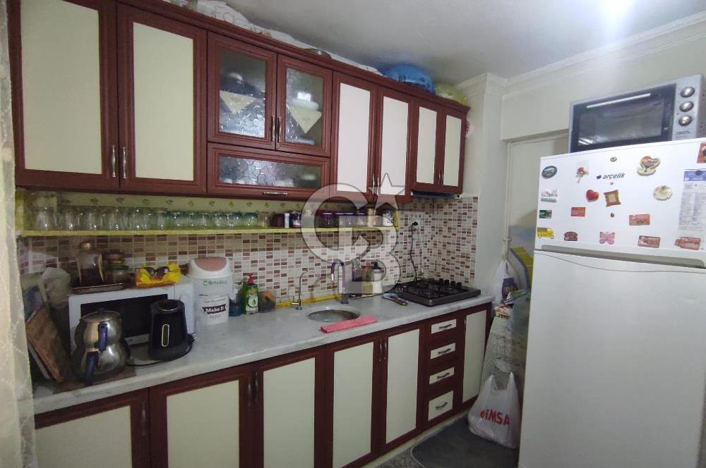 Akşemsettin mahalesinde 3+1 satılık içi yapılı daire.