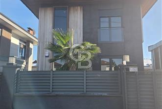 Kumbaba’da Caddeye 20 Adım | Tapulu | Havuzlu | Hamam & Saunalı | Bahçeli Ultra Lüks VillA - 1 - 326032