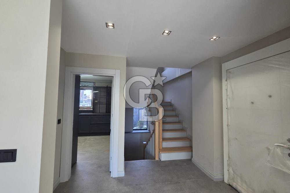 Kumbaba’da Caddeye 20 Adım | Tapulu | Havuzlu | Hamam & Saunalı | Bahçeli Ultra Lüks VillA