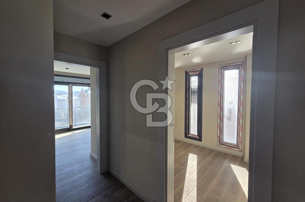 Kumbaba’da Caddeye 20 Adım | Tapulu | Havuzlu | Hamam & Saunalı | Bahçeli Ultra Lüks VillA