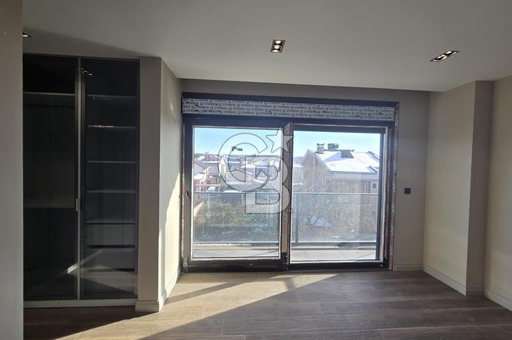 Kumbaba’da Caddeye 20 Adım | Tapulu | Havuzlu | Hamam & Saunalı | Bahçeli Ultra Lüks VillA