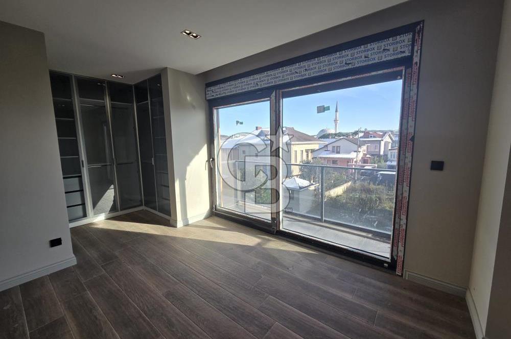 Kumbaba’da Caddeye 20 Adım | Tapulu | Havuzlu | Hamam & Saunalı | Bahçeli Ultra Lüks VillA