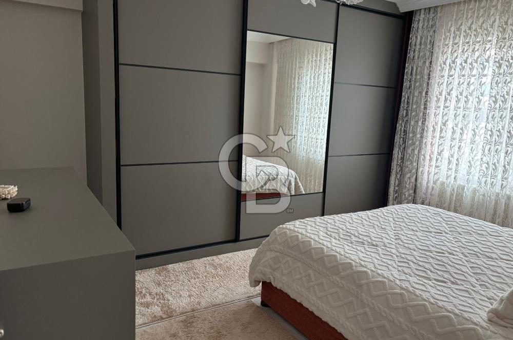 ÇANAKKALE LAPSEKİ MERKEZDE GENİŞ 4+1 SATILIK DAİRE