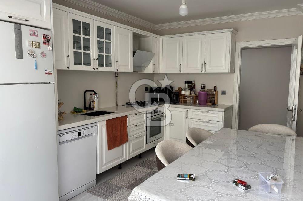 ÇANAKKALE LAPSEKİ MERKEZDE GENİŞ 4+1 SATILIK DAİRE