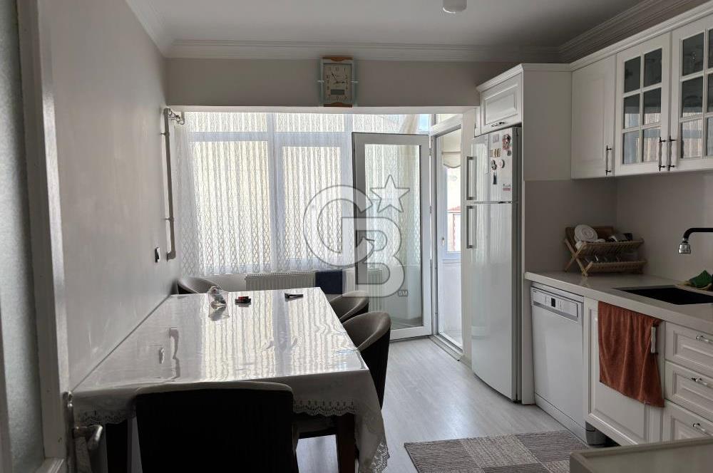 ÇANAKKALE LAPSEKİ MERKEZDE GENİŞ 4+1 SATILIK DAİRE