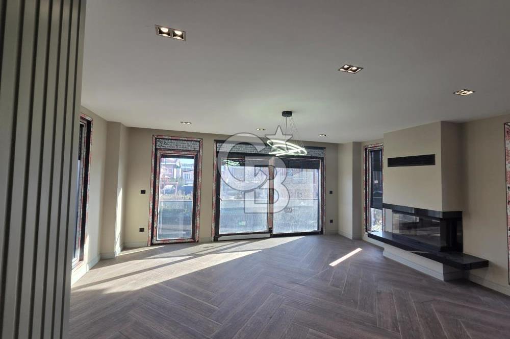 Kumbaba’da Caddeye 20 Adım | Tapulu | Havuzlu | Hamam & Saunalı | Bahçeli Ultra Lüks VillA