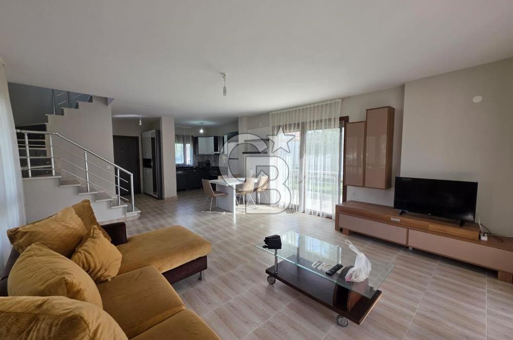 Ayvalıkta Havuzlu Sitede 3+1 Dubleks Müstakil Villa