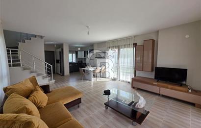 Ayvalıkta Havuzlu Sitede 3+1 Dubleks Müstakil Villa