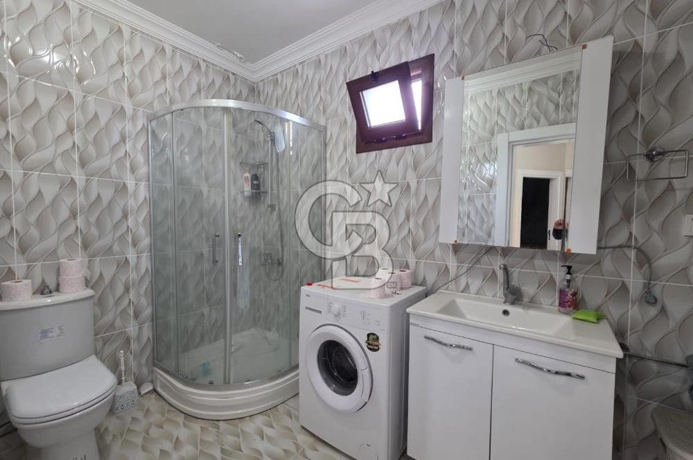 Ayvalıkta Havuzlu Sitede 3+1 Dubleks Müstakil Villa