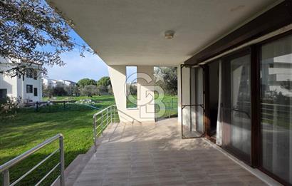 Ayvalıkta Havuzlu Sitede 3+1 Dubleks Müstakil Villa